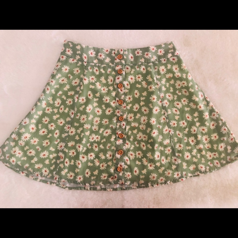 Brand New Green Ditsy Floral Skirt
